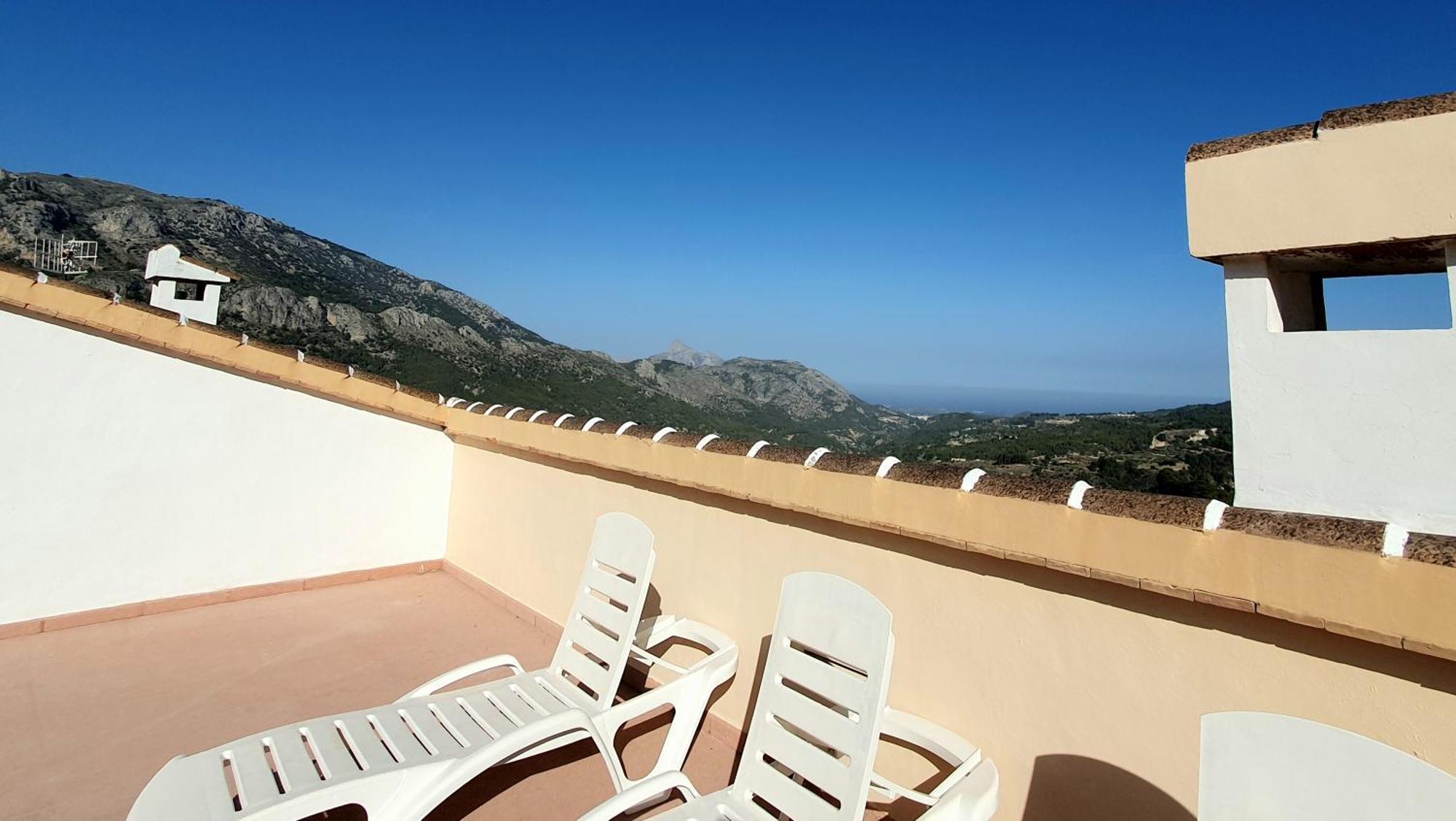 Atico Guadalest Rooftop Apartment With 360º Views And Art Esterno foto